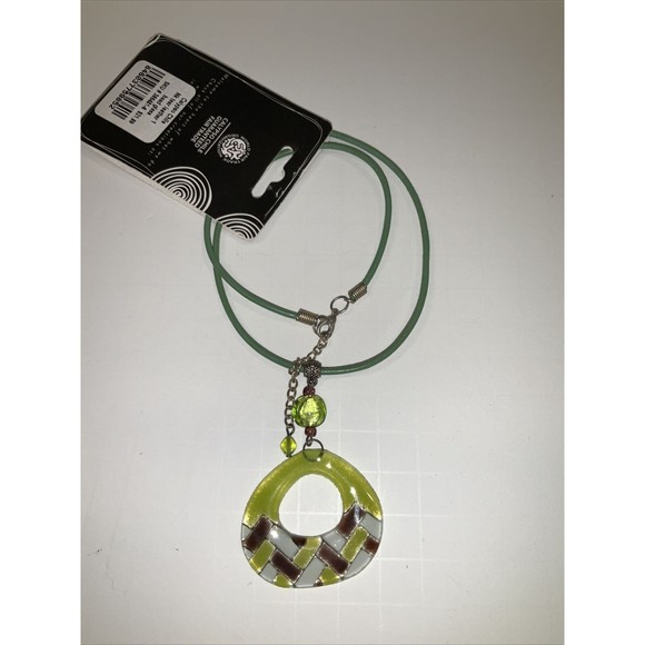 Calypso Green (Pistachio) Glass Pendant Hand Made in Chile NEW - Picture 5 of 7